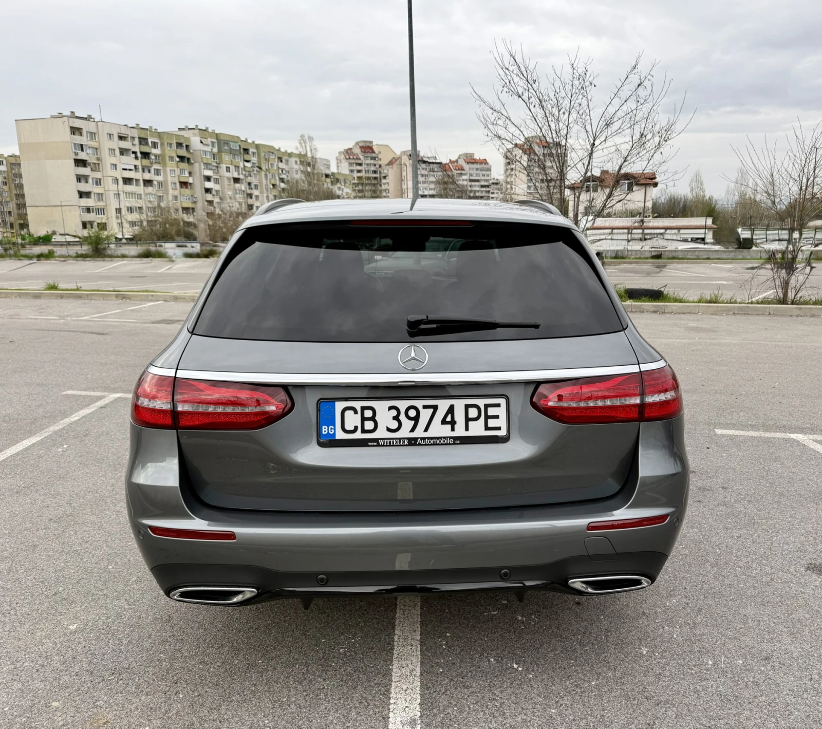 Mercedes-Benz E 400 d 4matic AMG Night pack, снимка 5 - Автомобили и джипове - 54213740