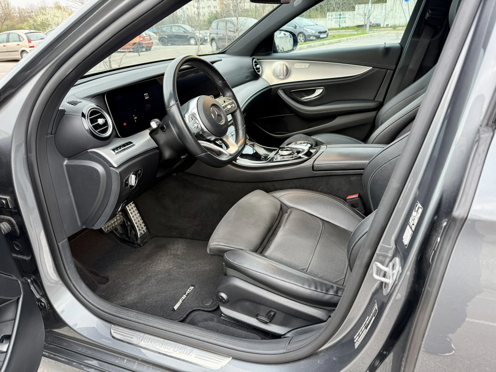 Mercedes-Benz E 400 d 4matic AMG Night pack, снимка 7 - Автомобили и джипове - 54213740