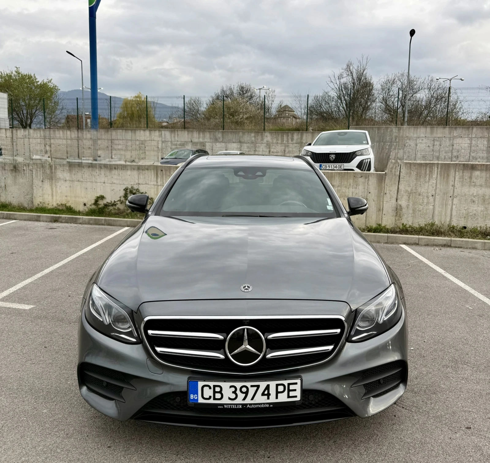 Mercedes-Benz E 400 d 4matic AMG Night pack, снимка 2 - Автомобили и джипове - 54213740