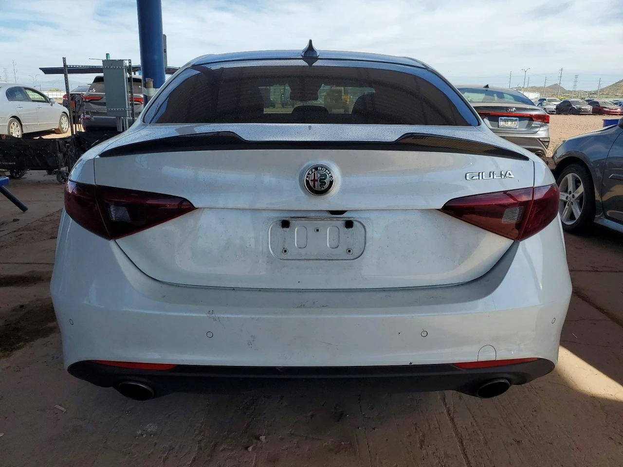 Alfa Romeo Giulia 2.0l Ti, снимка 6 - Автомобили и джипове - 54241461