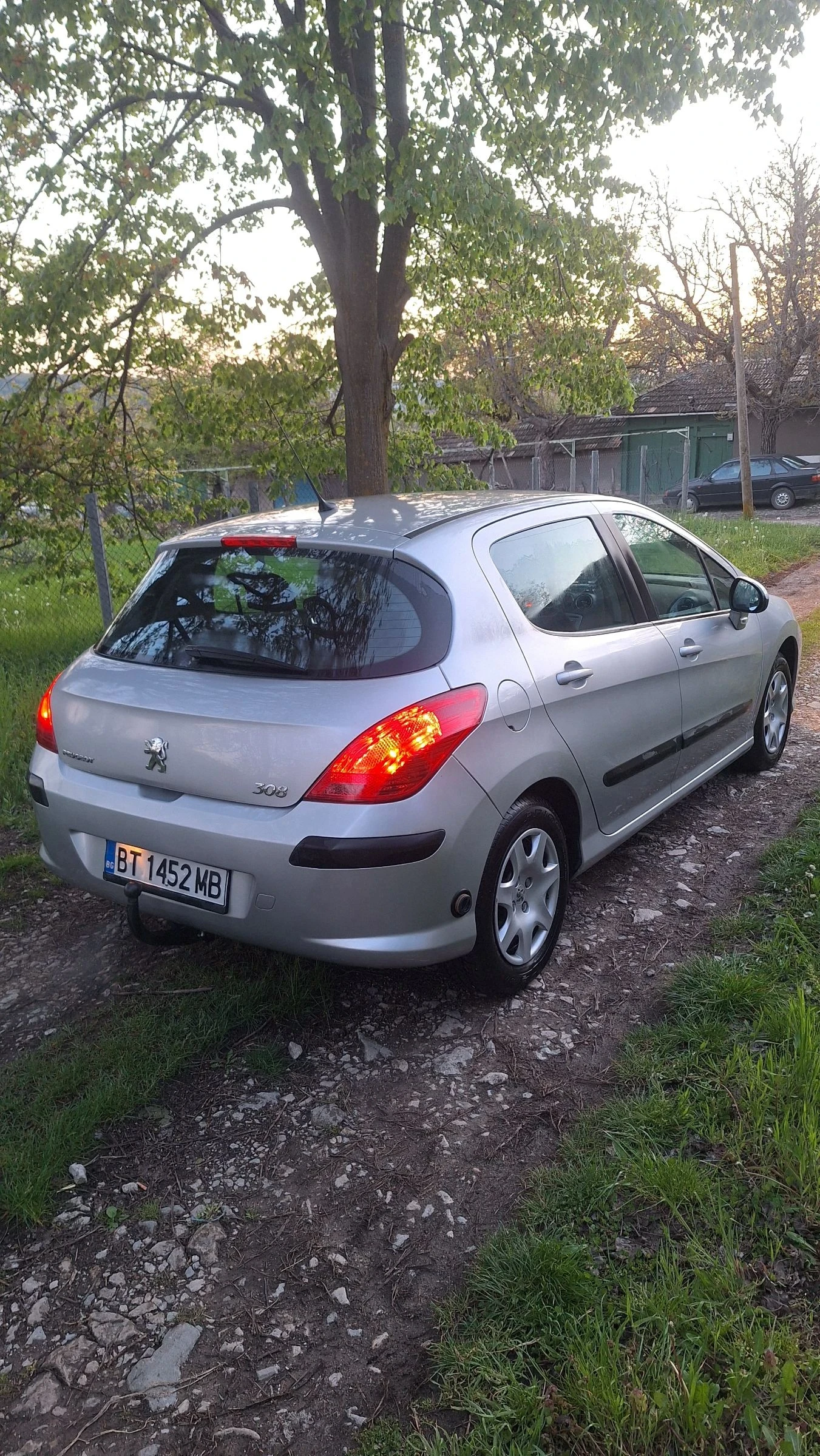 Peugeot 308 1.6i Газ/Бензин, снимка 6 - Автомобили и джипове - 54397335