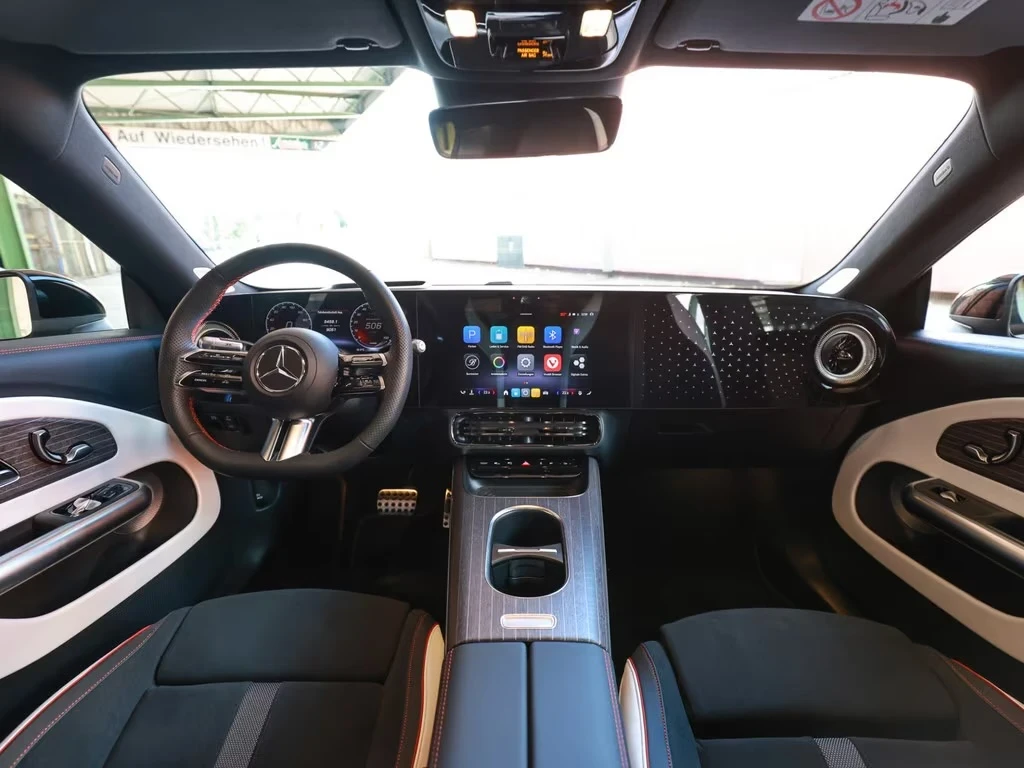 Mercedes-Benz CLA 350 AMG 4M Premium Plus Burmester HUD PANO DISTR W/P, снимка 5 - Автомобили и джипове - 55715565