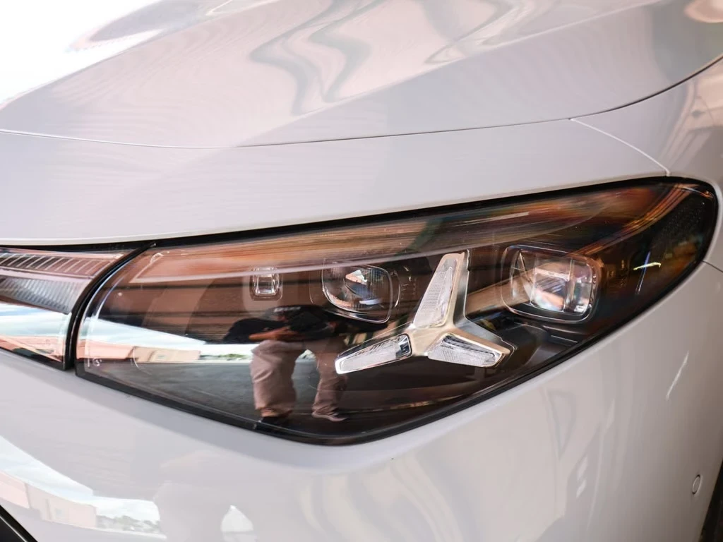 Mercedes-Benz CLA 350 AMG 4M Premium Plus Burmester HUD PANO DISTR W/P, снимка 4 - Автомобили и джипове - 55715565