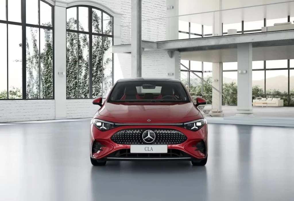 Mercedes-Benz CLA 350 4M AMG Premium Plus Burmester HUD 360 MultiB PANO, снимка 2 - Автомобили и джипове - 54582613
