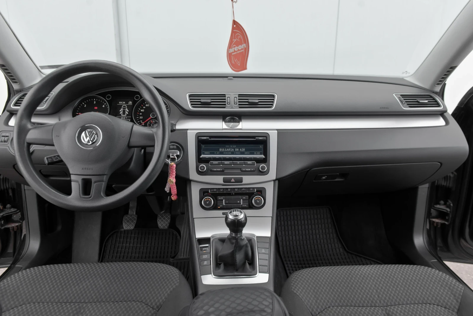 VW Passat, снимка 5 - Автомобили и джипове - 54599313