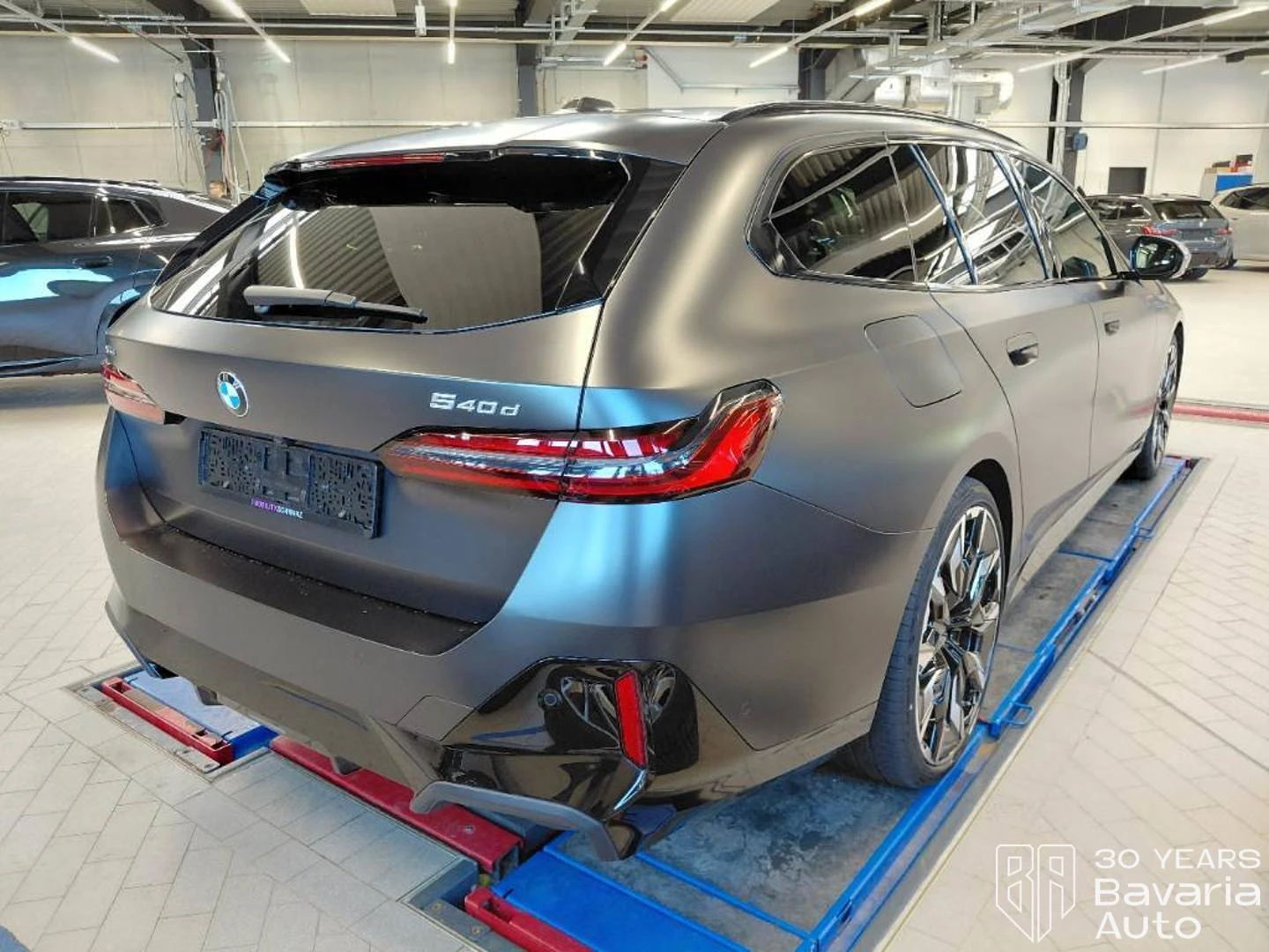 BMW 540 d Touring xDrive M Sport Paket , снимка 4 - Автомобили и джипове - 54814660