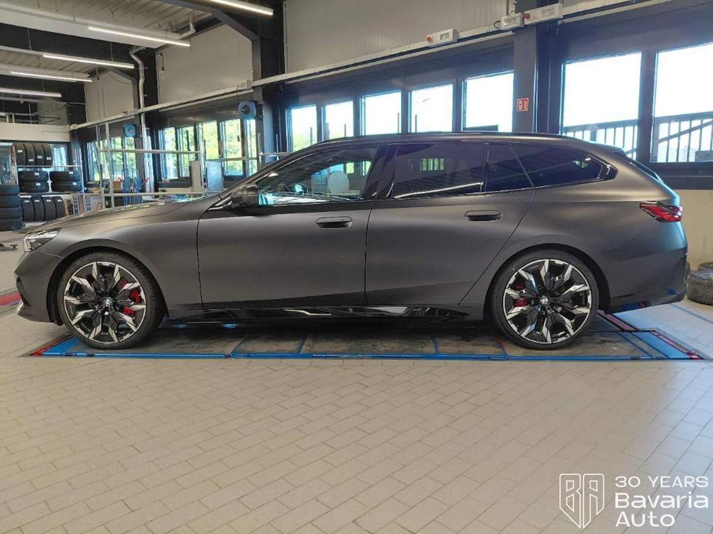 BMW 540 d Touring xDrive M Sport Paket , снимка 2 - Автомобили и джипове - 54814660