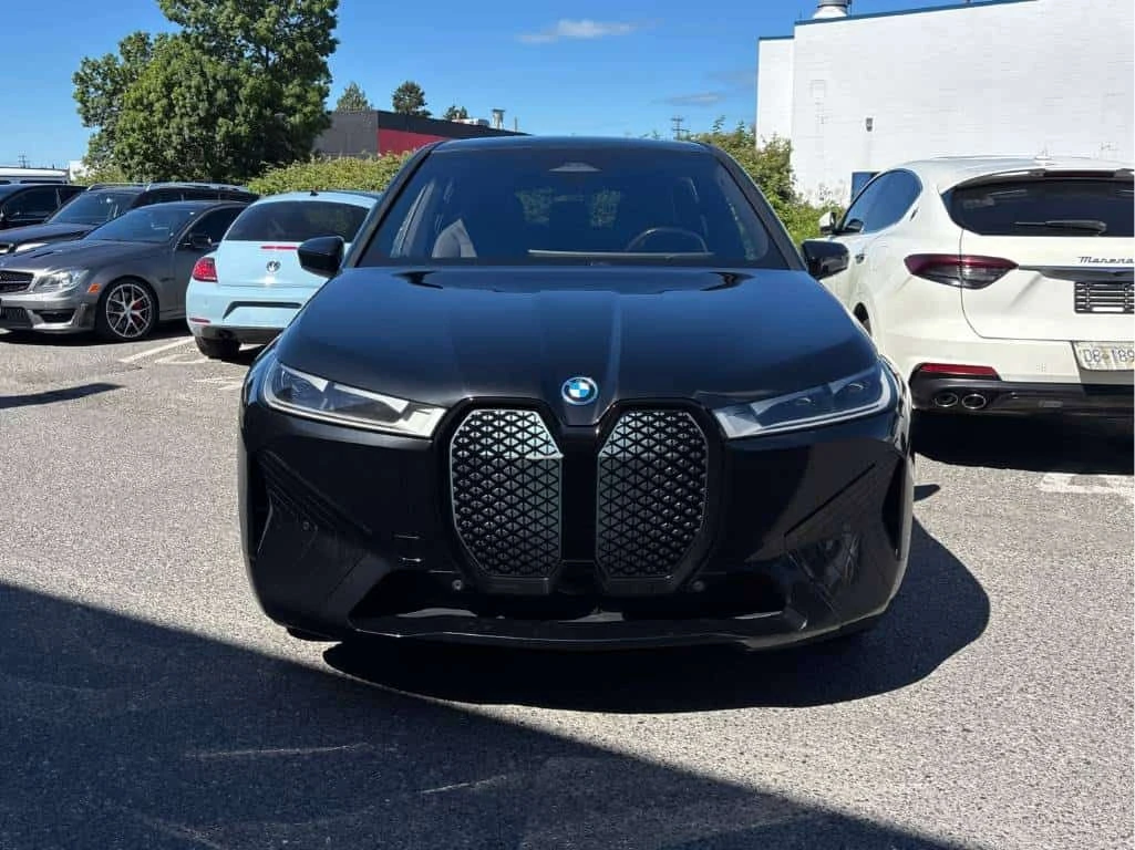 BMW iX * xDrive40 * CARFAX * ОПЦИЯ ЗА ФИНАНСИРАНЕ, снимка 6 - Автомобили и джипове - 54980728