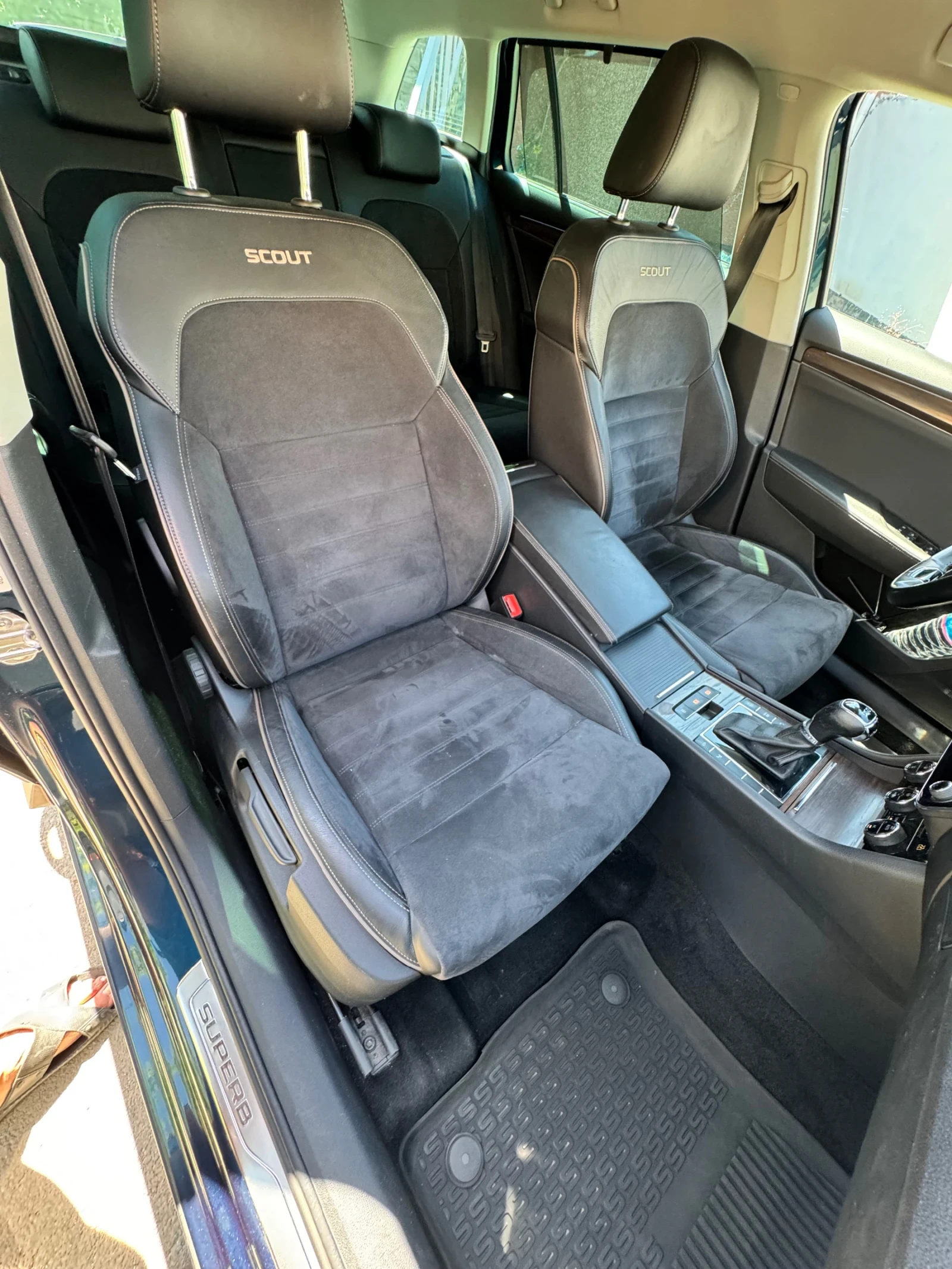 Skoda Superb Супърб Скаут, снимка 11 - Автомобили и джипове - 54994965