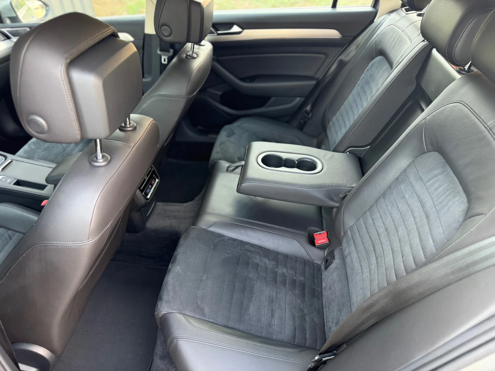 VW Passat HIGHLINE , снимка 14 - Автомобили и джипове - 55123620