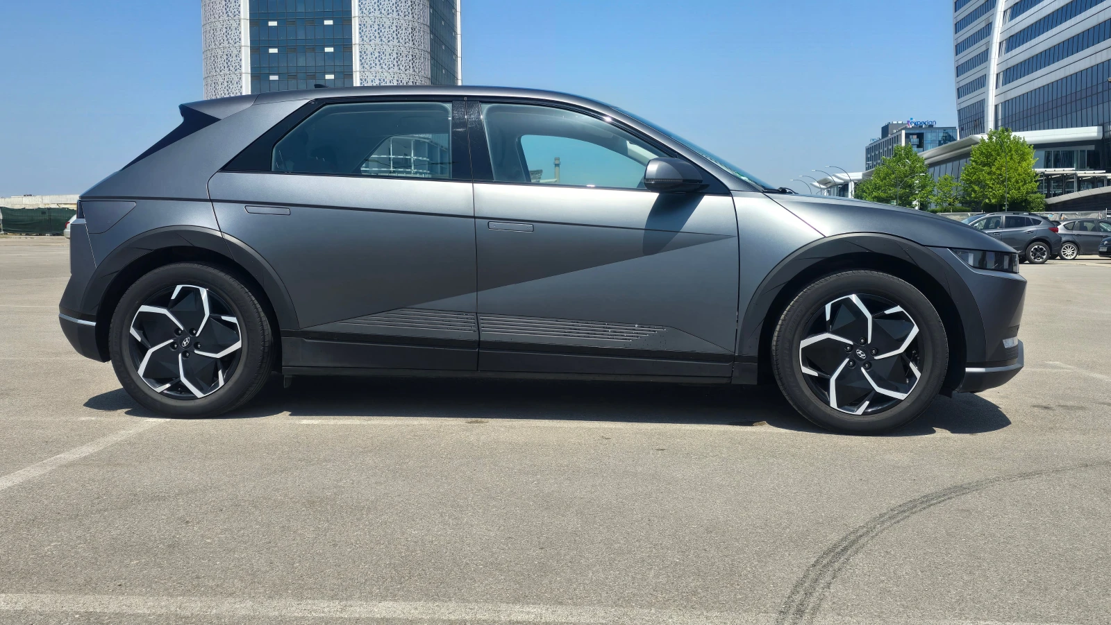 Hyundai Ioniq 5 77.4kWh | ГАРАНЦИОНЕН | 1 Собственик, снимка 4 - Автомобили и джипове - 55353966