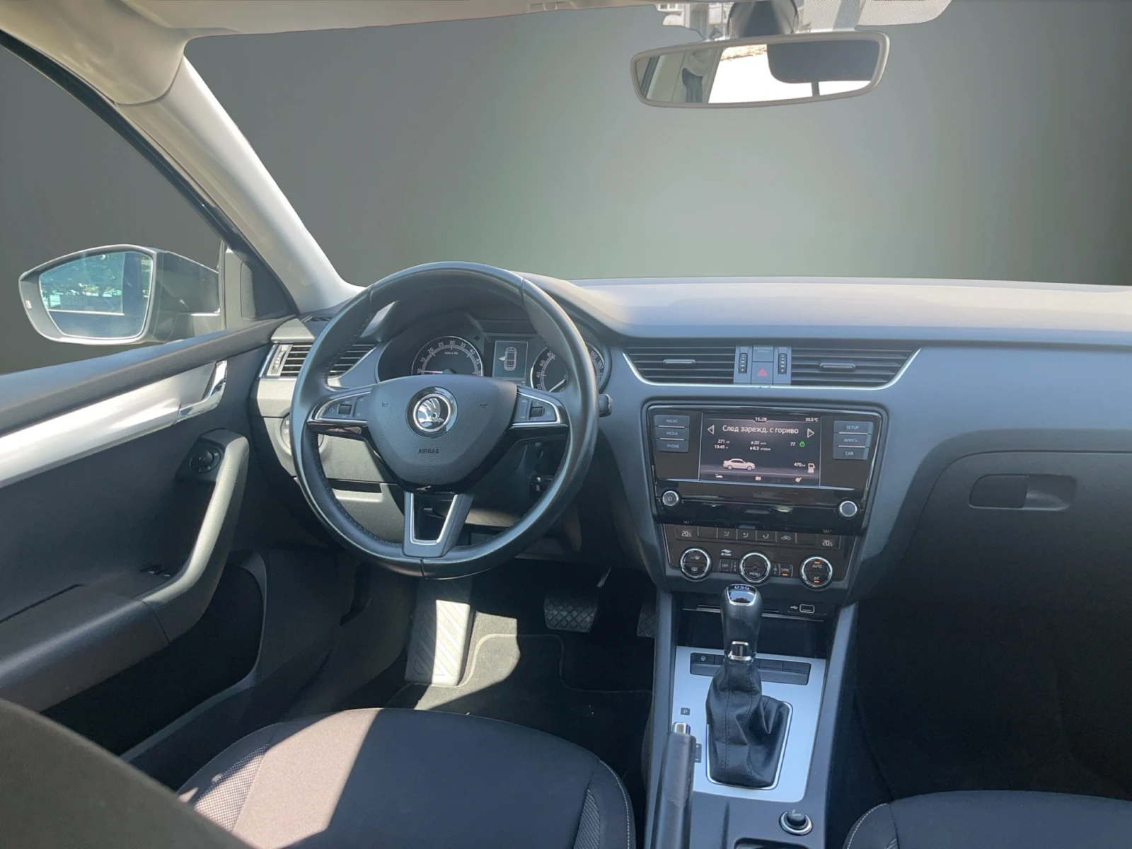 Skoda Octavia 2, 0 TDI 7DSG , снимка 11 - Автомобили и джипове - 55627933