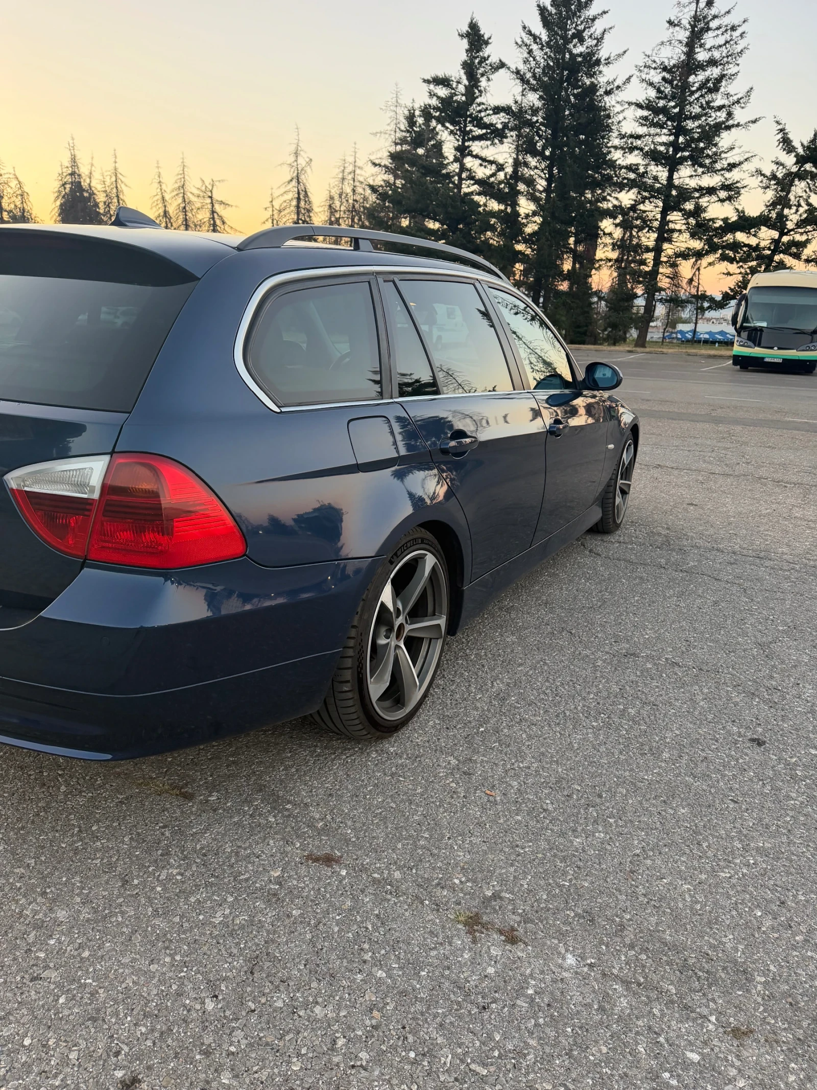BMW 330 АВТОМАТ ЗАДНО, снимка 6 - Автомобили и джипове - 55677391