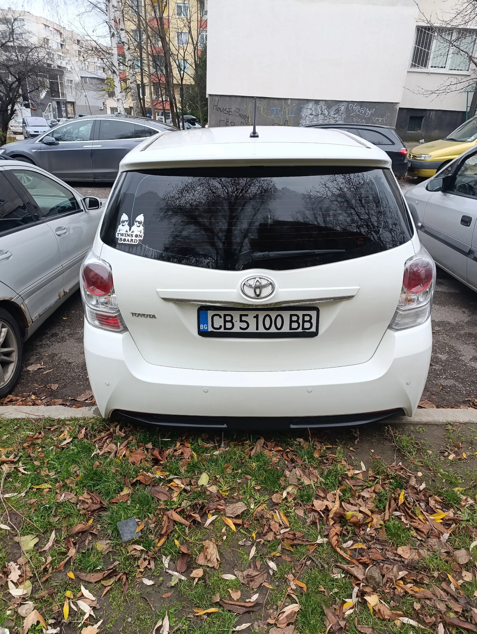 Toyota Verso, снимка 2 - Автомобили и джипове - 55969560