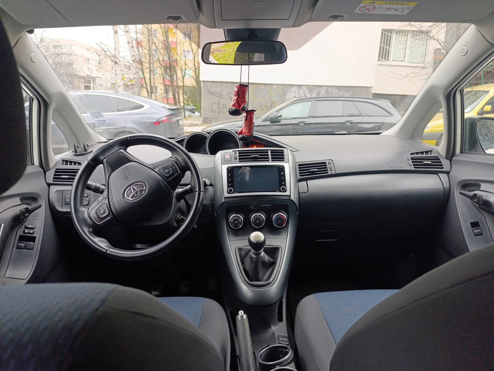 Toyota Verso, снимка 3 - Автомобили и джипове - 55969560