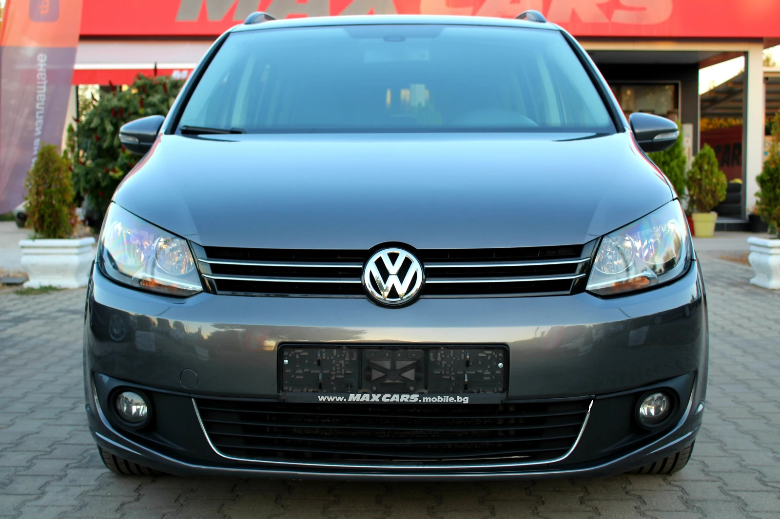 VW Touran 1.6TDI 7 МЕСТЕН/СОБСТВЕН ЛИЗИНГ, снимка 3 - Автомобили и джипове - 55994497