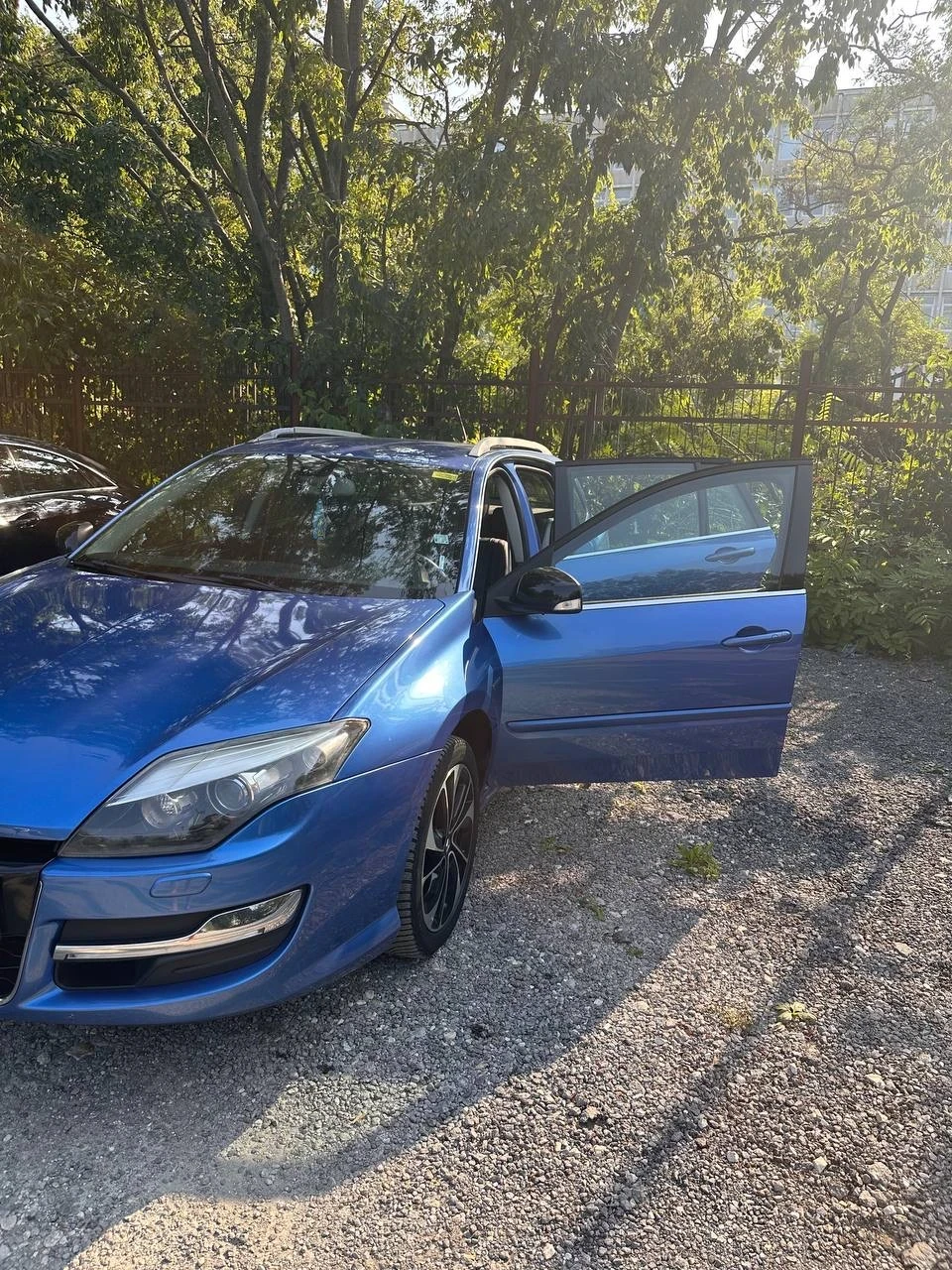 Renault Laguna, снимка 9 - Автомобили и джипове - 56043650