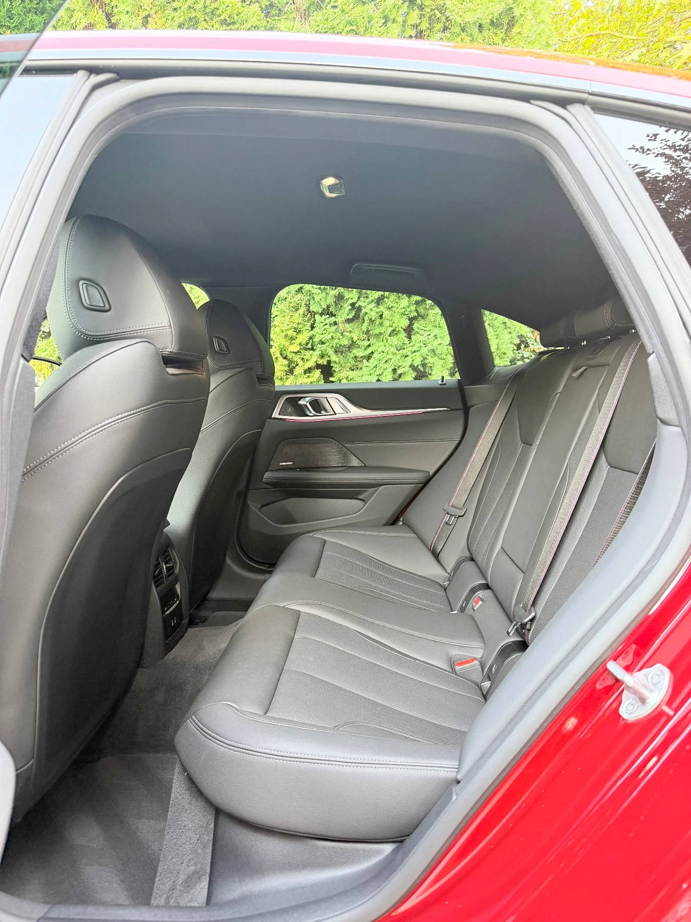 BMW i4 M60* Xdrive* HEADUP* KEYLESS* LASER* 10000��. | Mobile.bg � ����������� 9