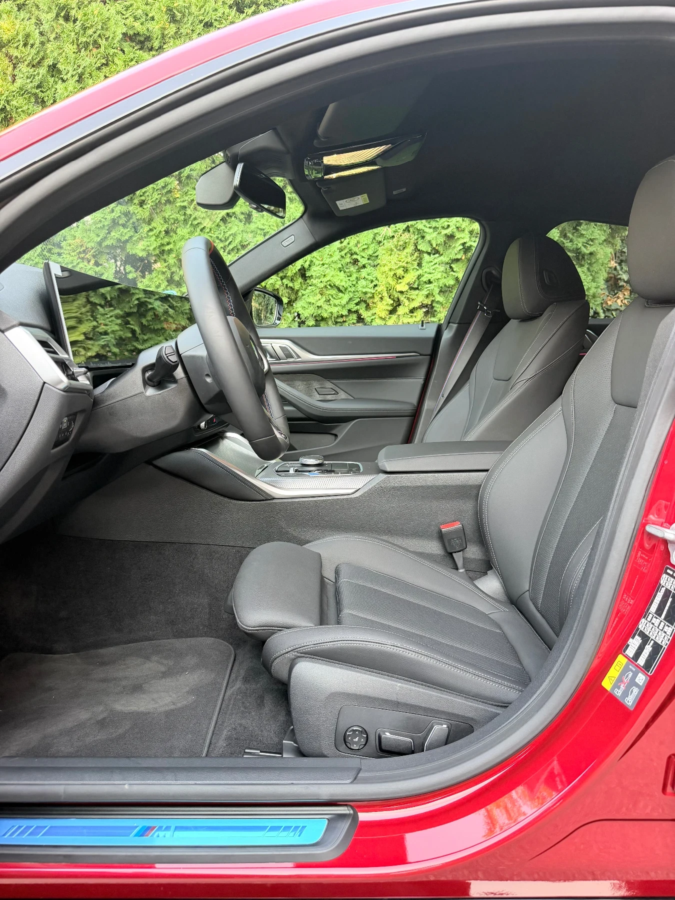 BMW i4 M60* Xdrive* HEADUP* KEYLESS* LASER* 10000��. | Mobile.bg � ����������� 7