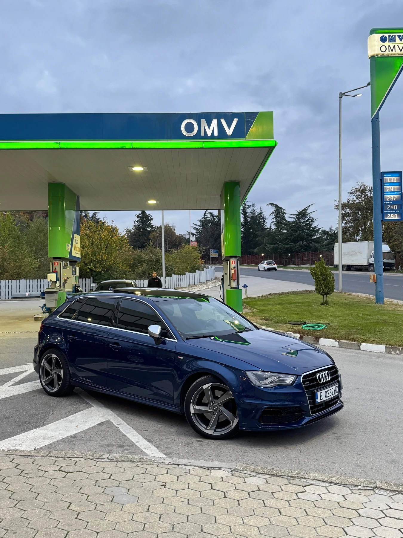 Audi A3 2.0 TDI 3xSline Quattro , снимка 7 - Автомобили и джипове - 56136554