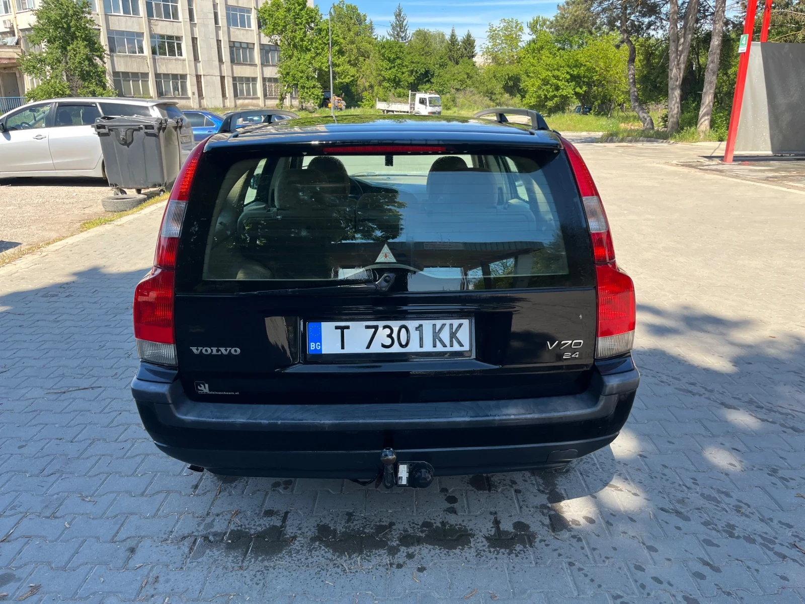 Volvo V70 2.4, снимка 5 - Автомобили и джипове - 56493670