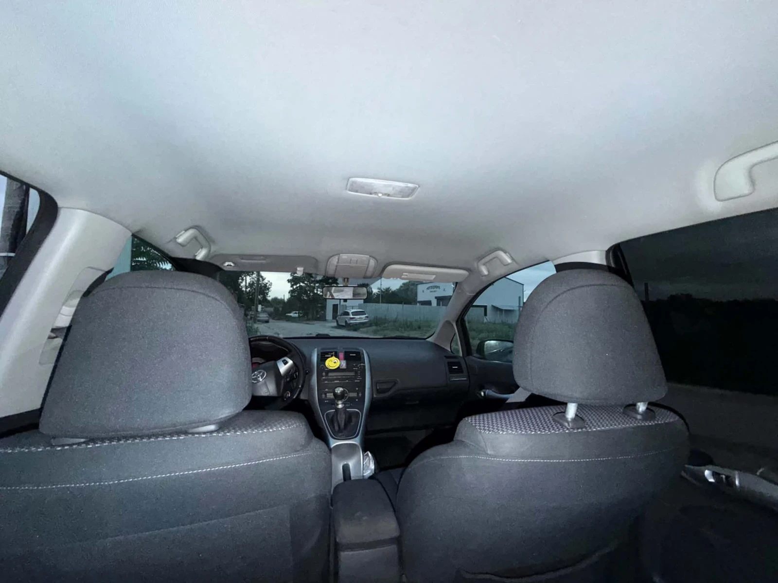 Toyota Auris, снимка 6 - Автомобили и джипове - 56568826