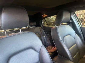 Mercedes-Benz GLA 250 4MATIC/ПАНОРАМА/ПОДГРЕВИ/АВТОФИНАНСИРАНЕ, снимка 12