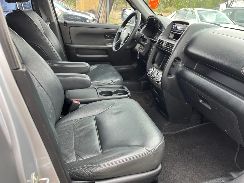 Honda Cr-v 2.0i 4WD, снимка 13 - Автомобили и джипове - 47210065