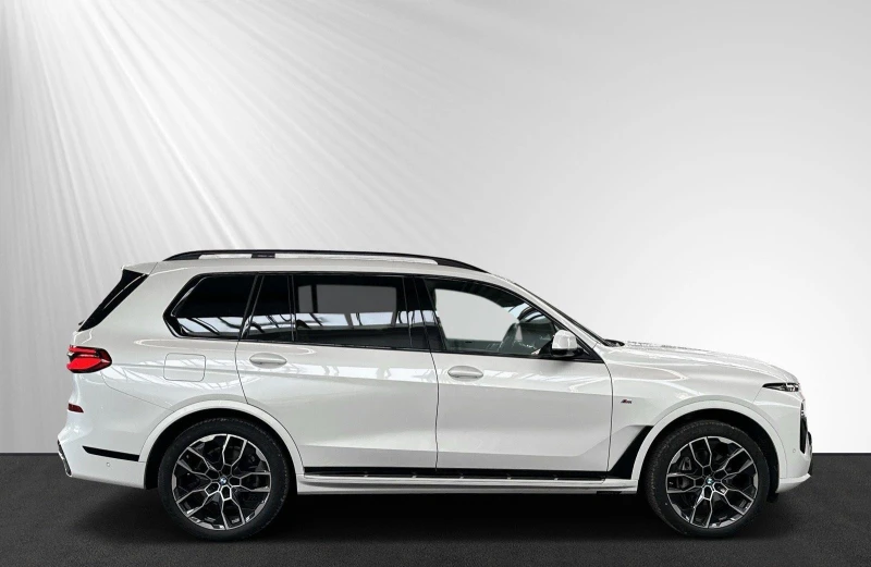 BMW X7 40d xDrive = M-Sport= Гаранция, снимка 3 - Автомобили и джипове - 48169050