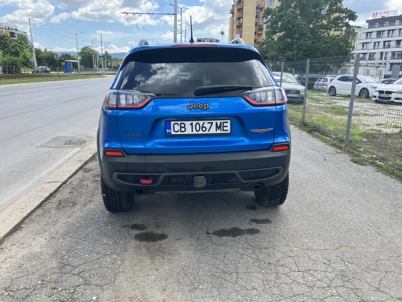 Jeep Cherokee  TRAILHAWK 3.2 Бензин  4X4 , снимка 5 - Автомобили и джипове - 48572847