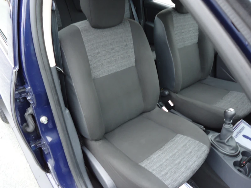 Dacia Duster 1.5 DCI 4Х4 145209 км., снимка 12 - Автомобили и джипове - 51920934