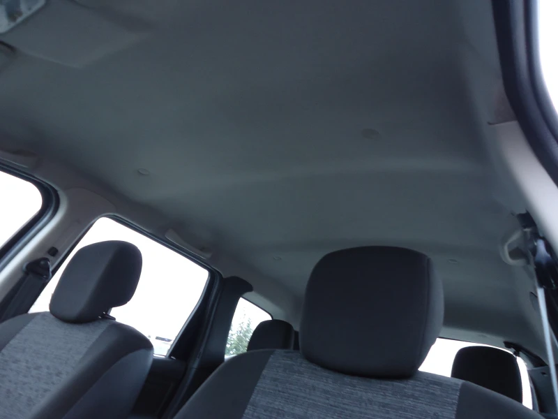 Dacia Duster 1.5 DCI 4Х4 145209 км., снимка 16 - Автомобили и джипове - 51920934