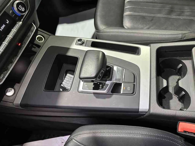 Audi Q5 KOMFORT 45 QUATTRO/ КОжа/ Подгрев/ Нави/ Пано, снимка 8 - Автомобили и джипове - 53115339