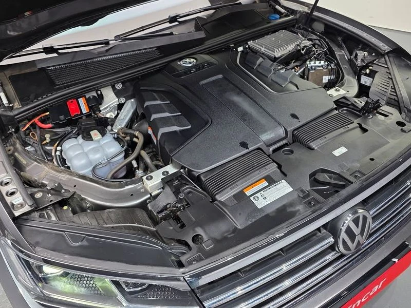 VW Touareg 3.0TDi PRESTIGE, снимка 6 - Автомобили и джипове - 54242332