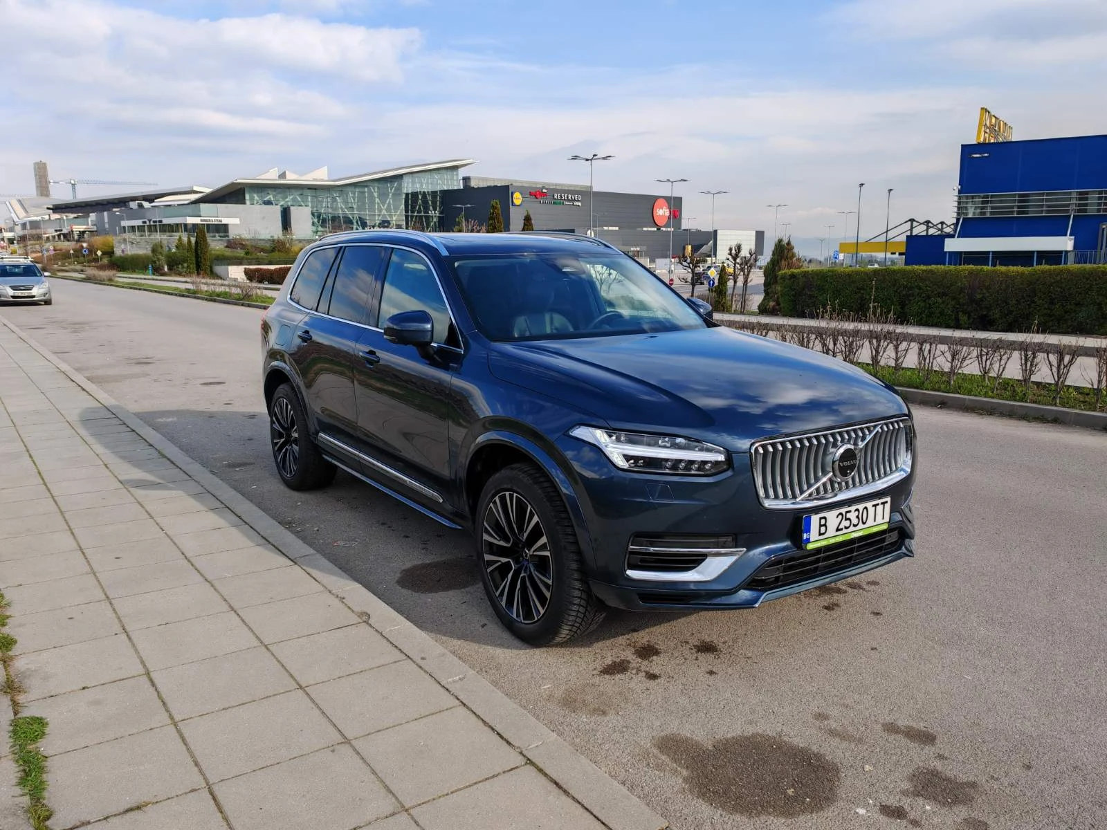 Volvo Xc90 II 2.0TwEn T8 PlugIn Hybrid - изображение 3