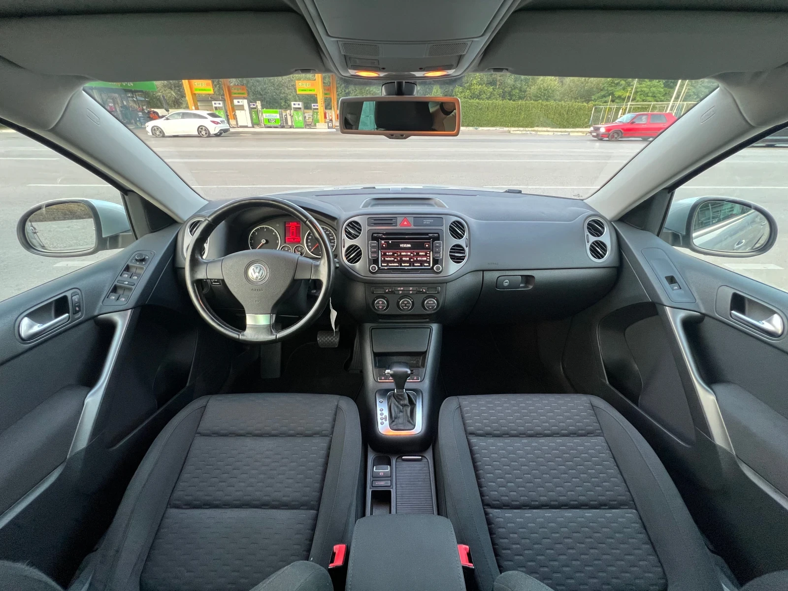 VW Tiguan 2.0TDi 4x4 ШВЕЙЦАРИЯ - изображение 9