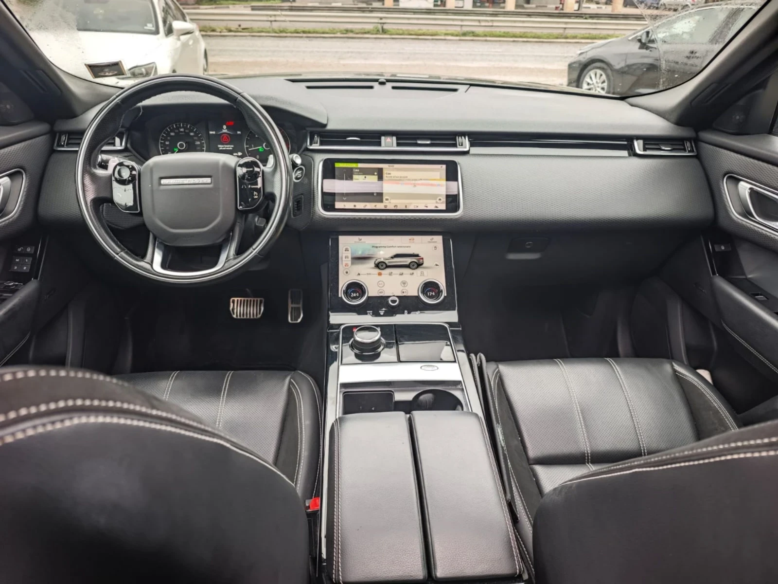 Land Rover Range Rover Velar R-DINAMIC - изображение 8