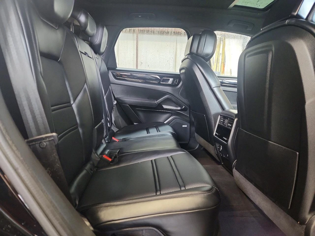 Porsche Cayenne, снимка 11 - Автомобили и джипове - 53791549