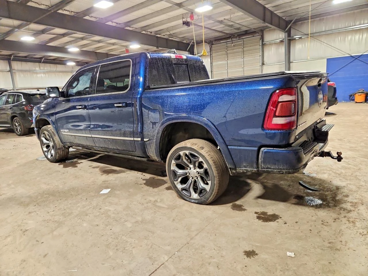 Dodge RAM 1500 LIMITED/NAVI/ОБДУХ/ОТ 320 ЕВРО НА МЕСЕЦ, снимка 2 - Автомобили и джипове - 53919206