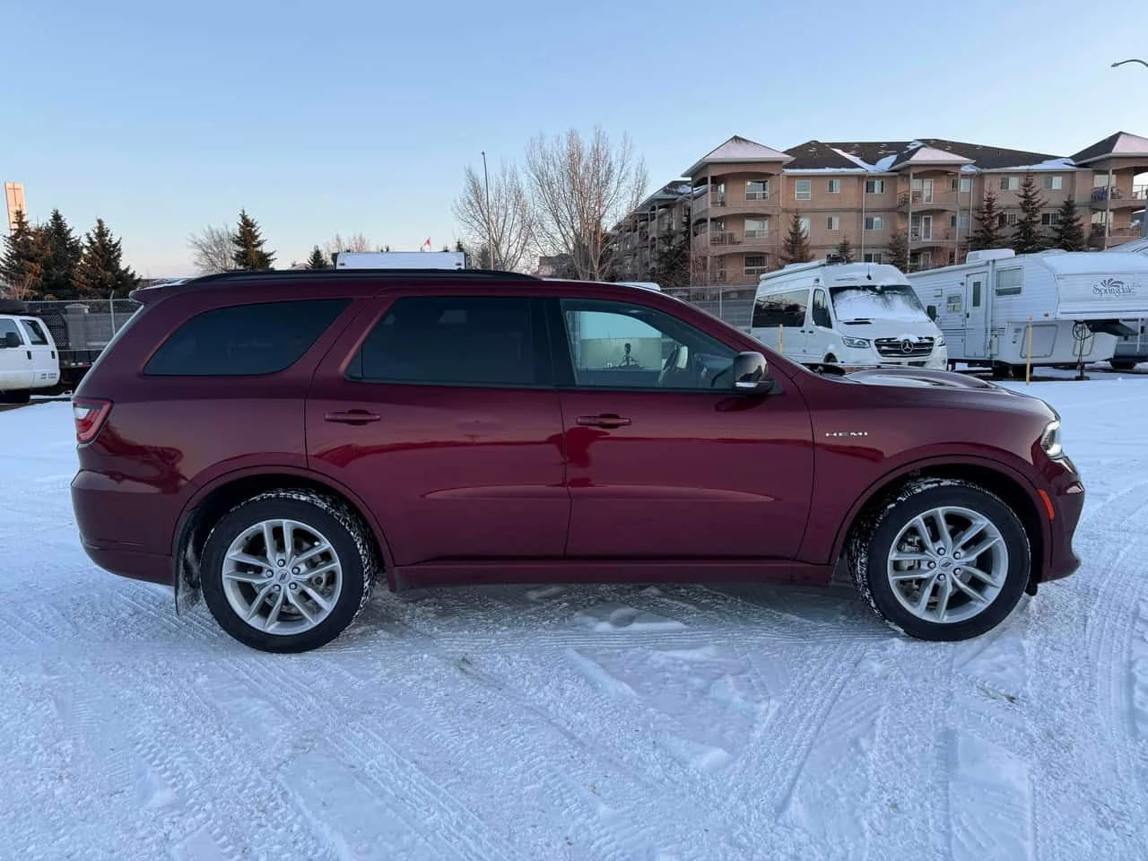 Dodge Durango * R/T * ПОДГРЕВ* ОБДУХВАНЕ* ДИСТРОНИК* , снимка 4 - Автомобили и джипове - 54255189