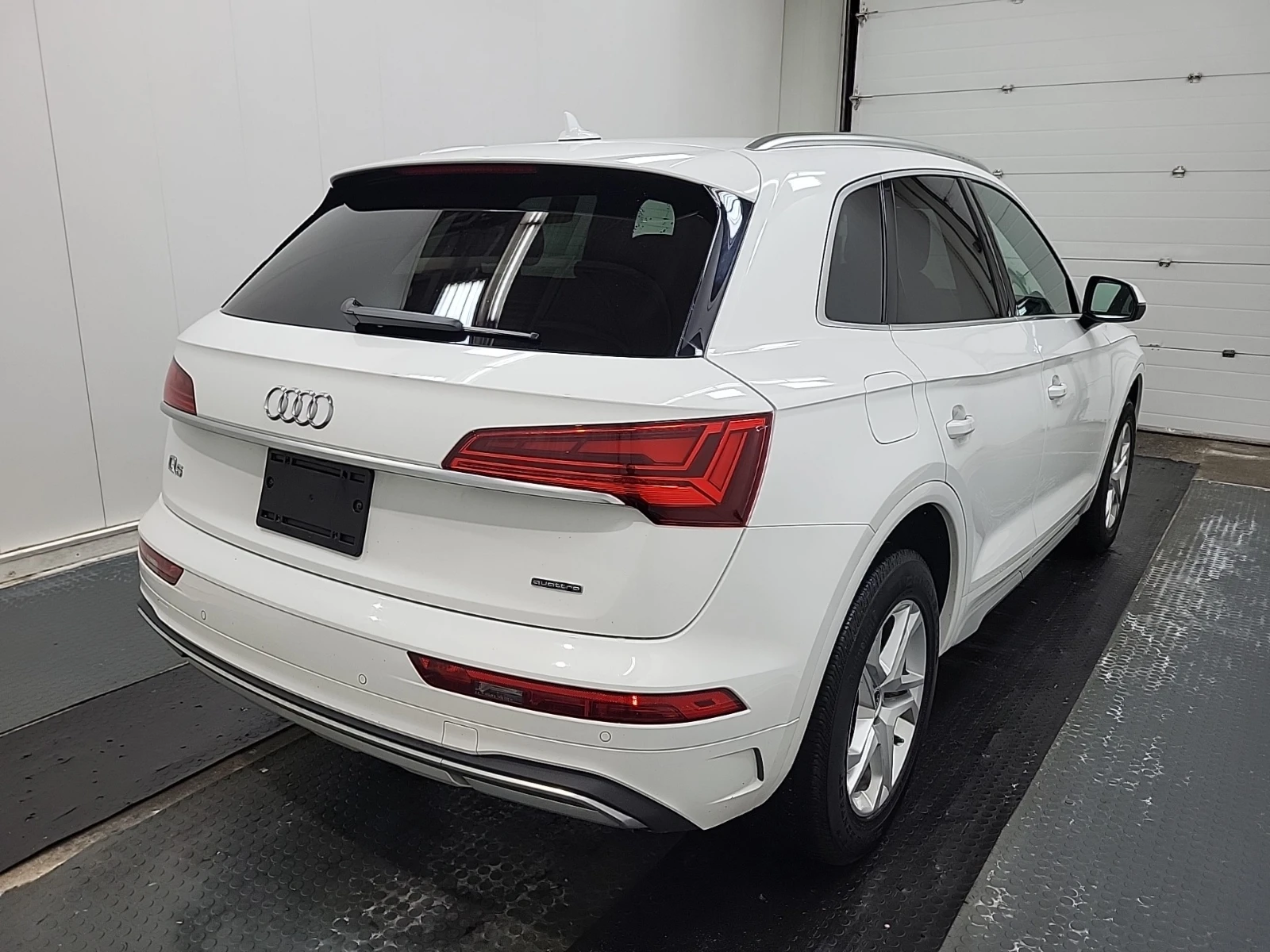 Audi Q5 Komfort 45 TFSI quattro, снимка 4 - Автомобили и джипове - 54453028