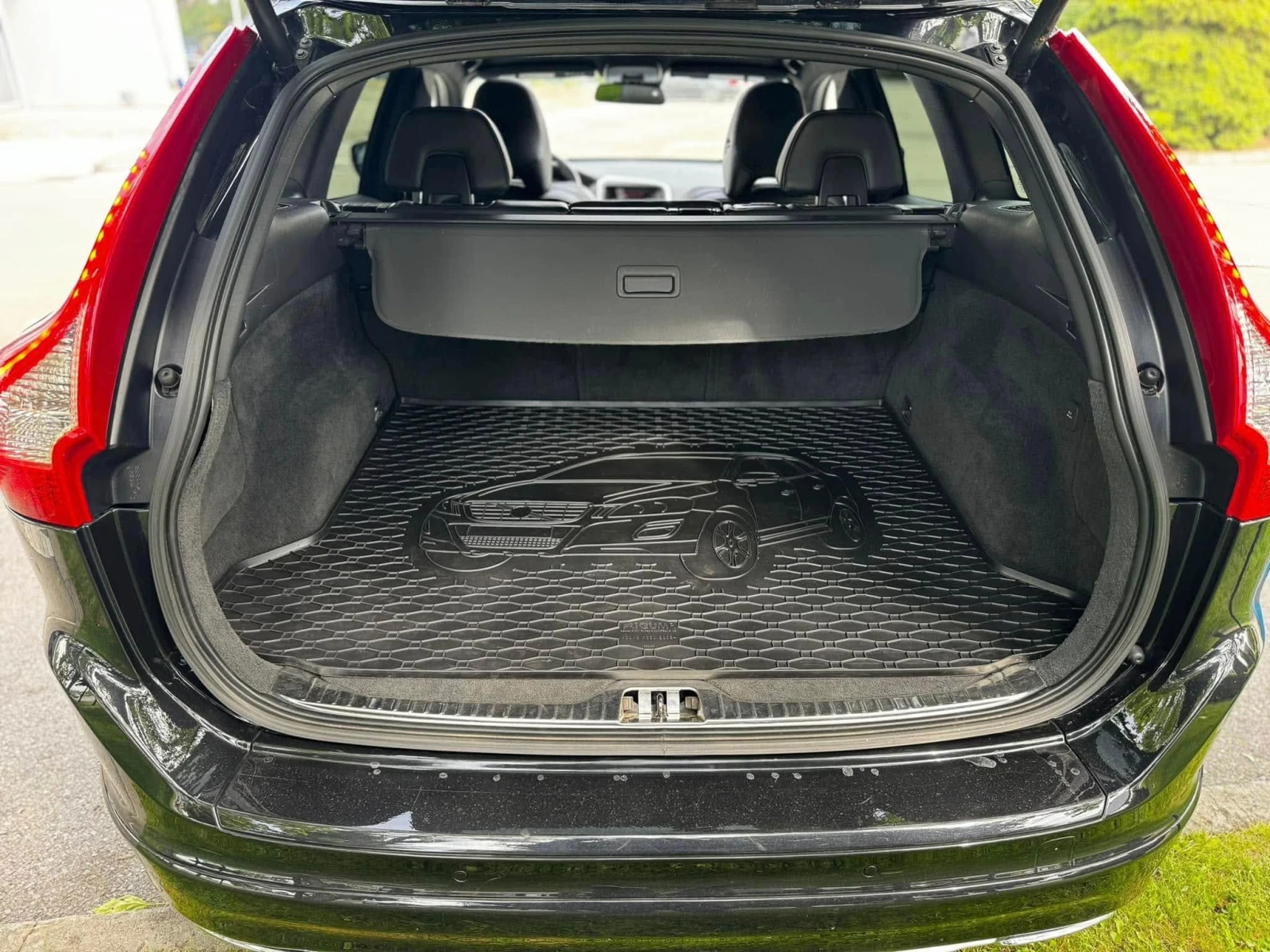 Volvo XC60 T6 AWD 3.0L, снимка 7 - Автомобили и джипове - 54511298