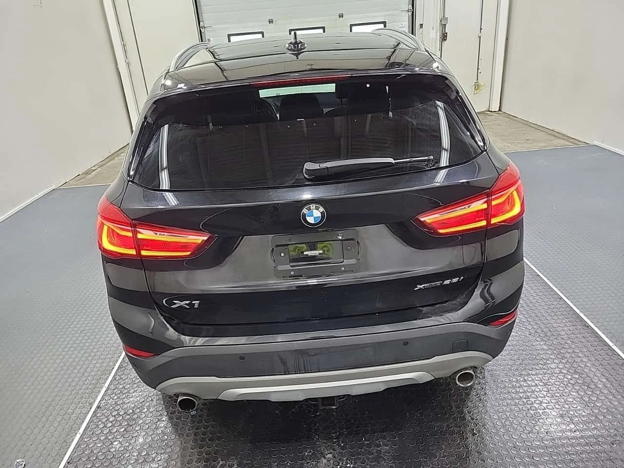 BMW X1 xDrive28i * CARFAX * Бeз инциденти * , снимка 4 - Автомобили и джипове - 54560388