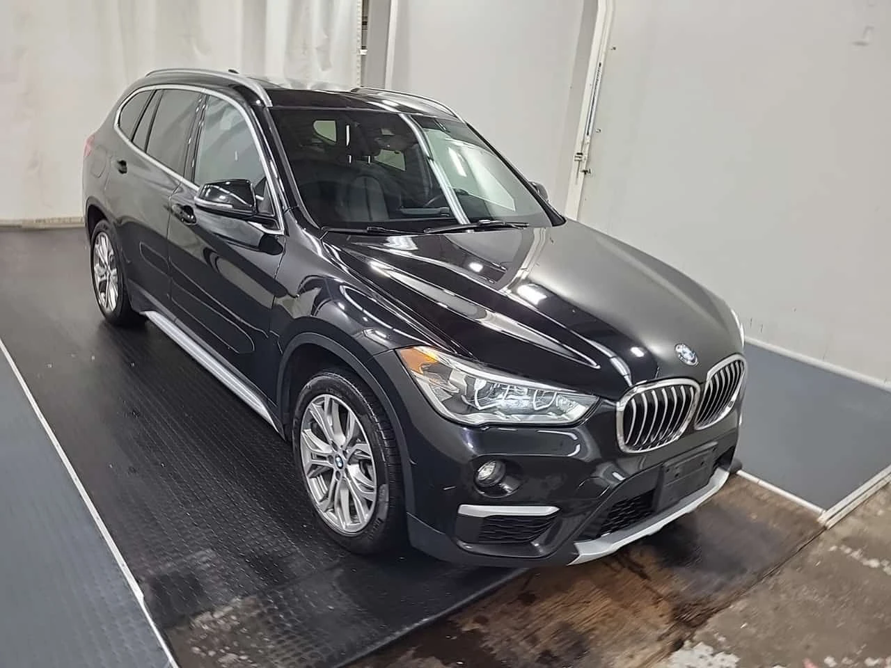 BMW X1 xDrive28i * CARFAX * Бeз инциденти * , снимка 2 - Автомобили и джипове - 54560388
