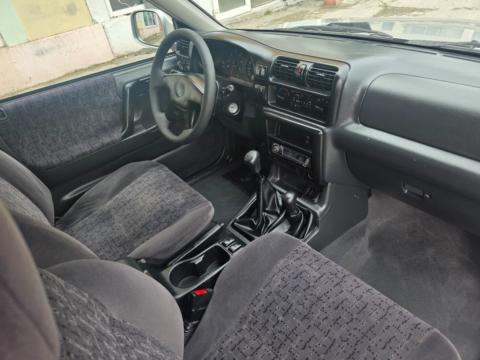 Opel Frontera 2.2TDI KLIMA ITALY, снимка 13 - Автомобили и джипове - 54645513