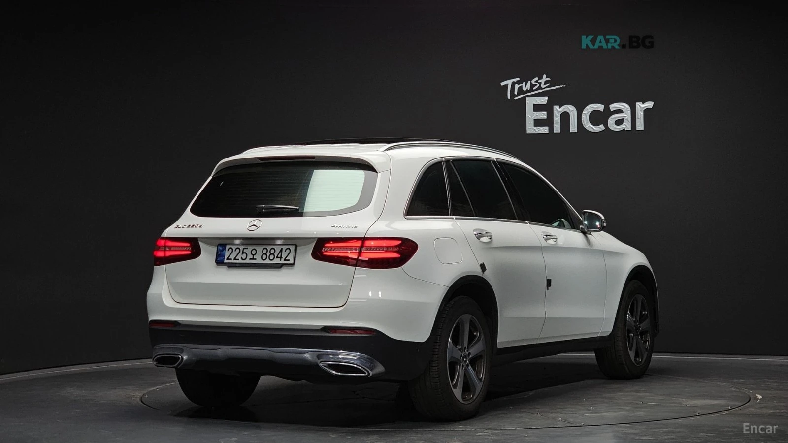 Mercedes-Benz GLC 220d 4MATIC PREMIUM* КОЖА* НАВИ* ПАНО* HUD, снимка 2 - Автомобили и джипове - 55263380