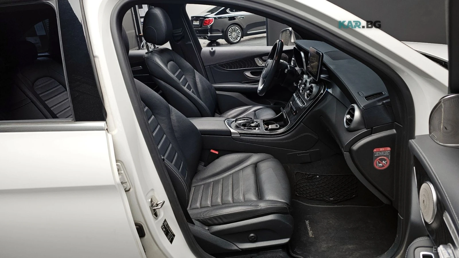 Mercedes-Benz GLC 220d 4MATIC PREMIUM* КОЖА* НАВИ* ПАНО* HUD, снимка 8 - Автомобили и джипове - 55263380