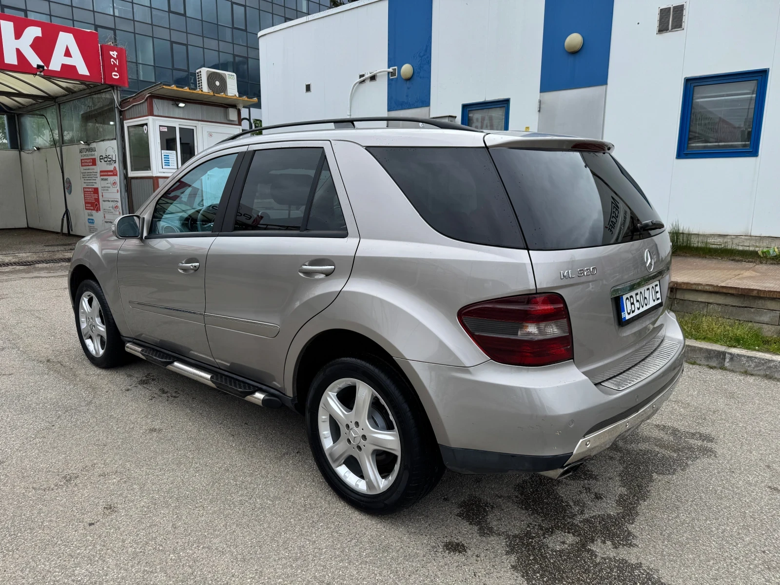 Mercedes-Benz GL 320, снимка 6 - Автомобили и джипове - 55424300