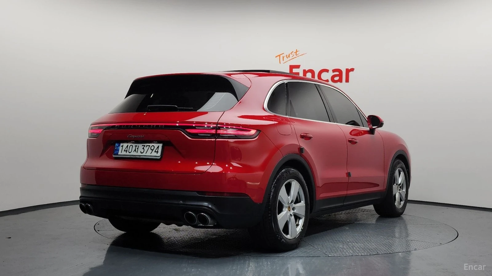 Porsche Cayenne 3.0* HUD* КОЖА* ОБДУХВ* НАВИ* ПАНО, снимка 2 - Автомобили и джипове - 55528168