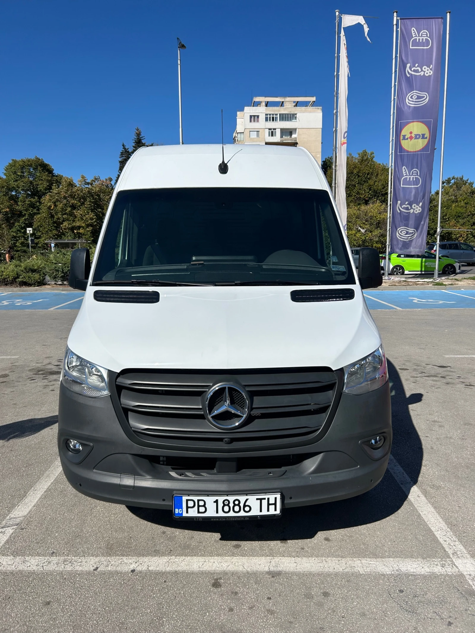 Mercedes-Benz Sprinter 317 CDI, 360 градуса камера - изображение 9